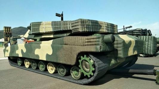 涪陵充气坦克战车